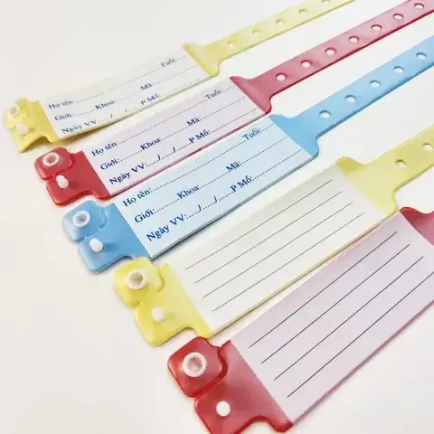 Patient & Laboratory Wristbands detail view 3